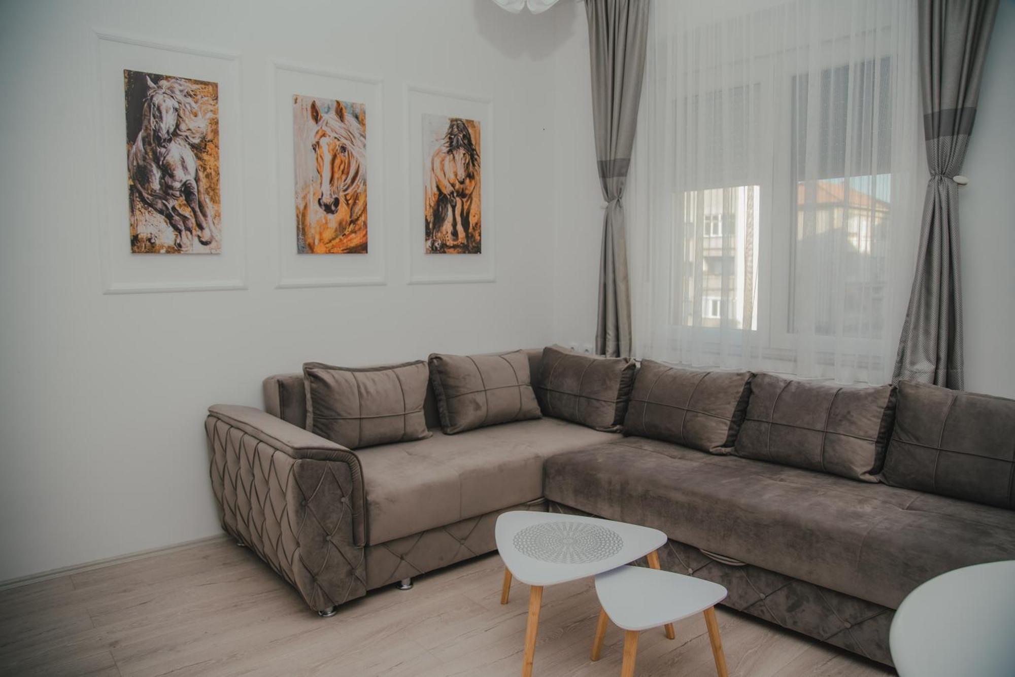 לסקובץ Jes Apartments מראה חיצוני תמונה